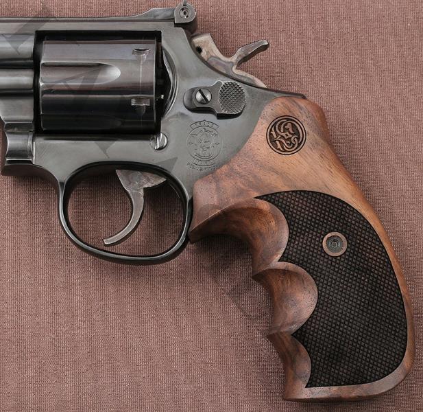 Smith Wesson 357 Ceviz Kabze
