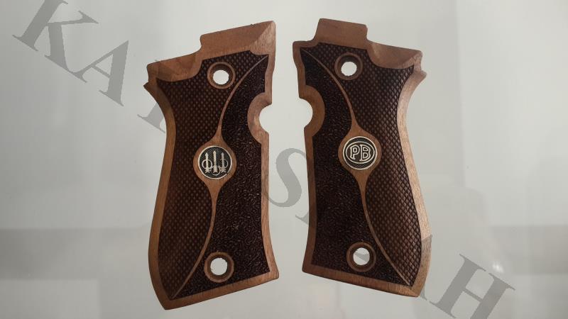 Beretta F81 / F84 İçin Ceviz Kabze