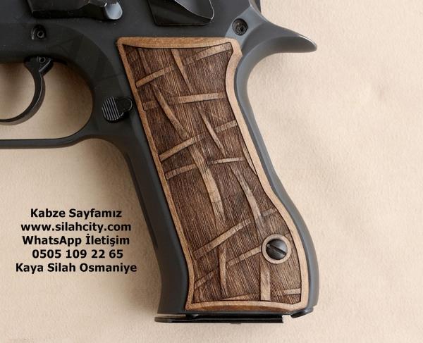 Jericho 941 İçin Ceviz Kabze