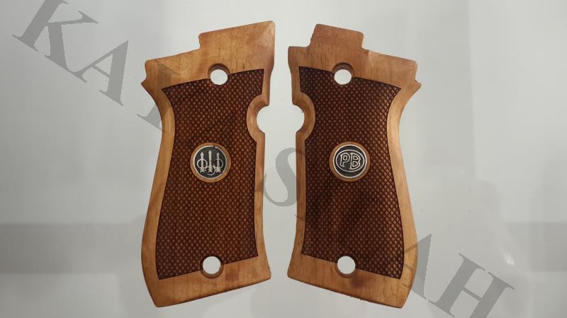 Beretta F81 / F84 İçin Ceviz Kabze