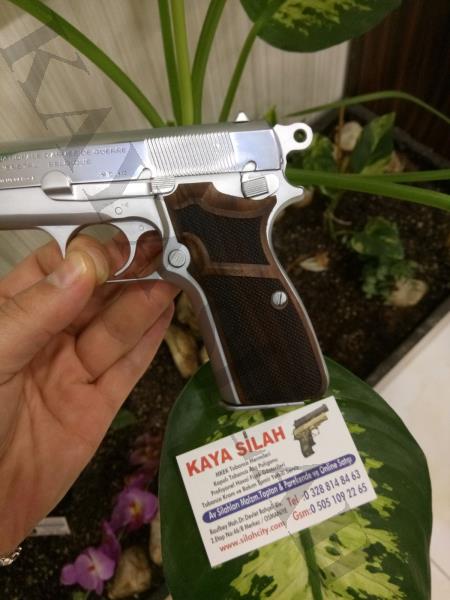 Browning Hi Power İçin Orjinal Ceviz Kabze