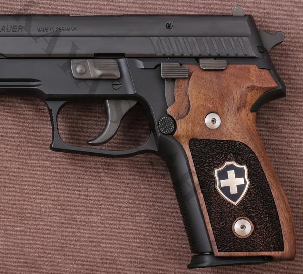 Sig Sauer P229 ve P228 İçin Özel Kabze