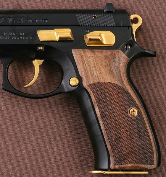 CZ 75 B İçin Ceviz Kabze